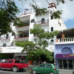 2* Hotel Cuates De